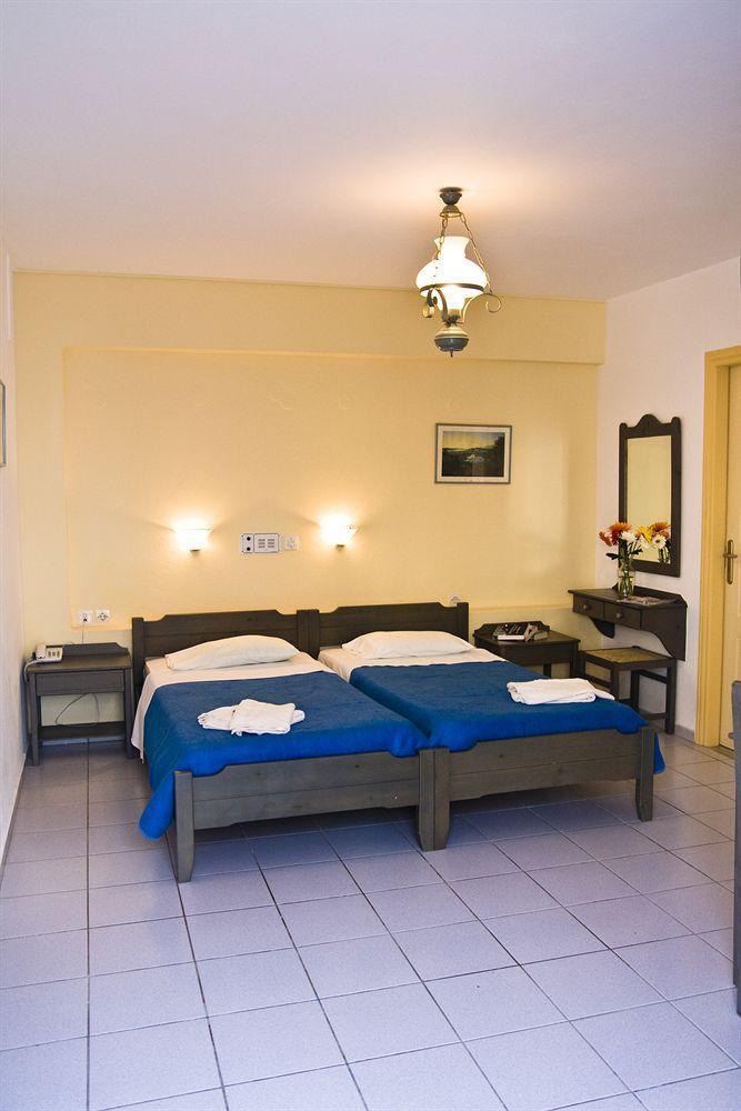 Iliana Hotel Pánormos Pokoj fotografie