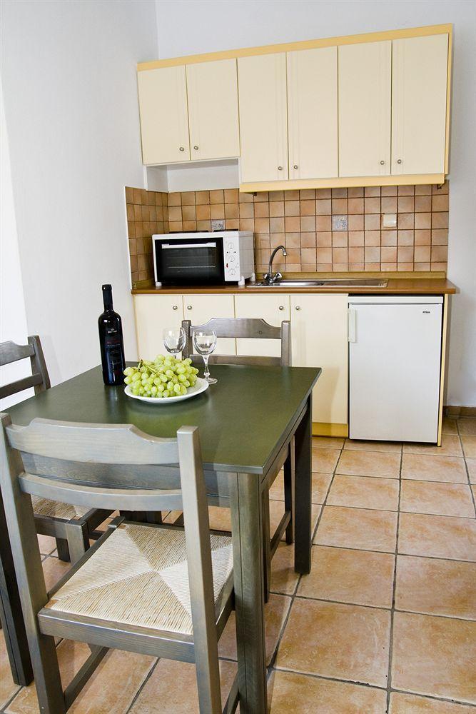 Iliana Hotel Pánormos Pokoj fotografie